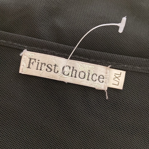 First Choice women’s elbow sleeve scoop neck sheer crochet accent sequins top - Picture 7 of 13